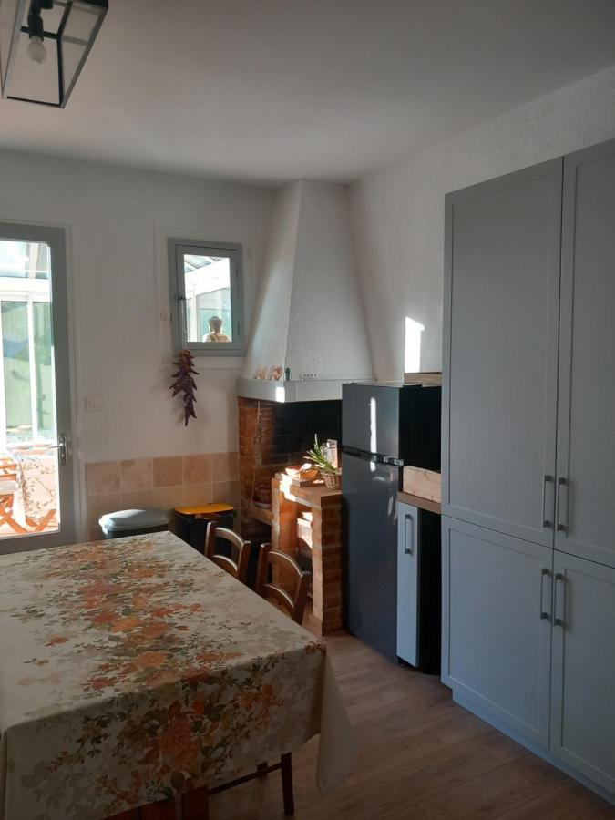 Bed and Breakfast La Montagne Sud Allemans Экстерьер фото